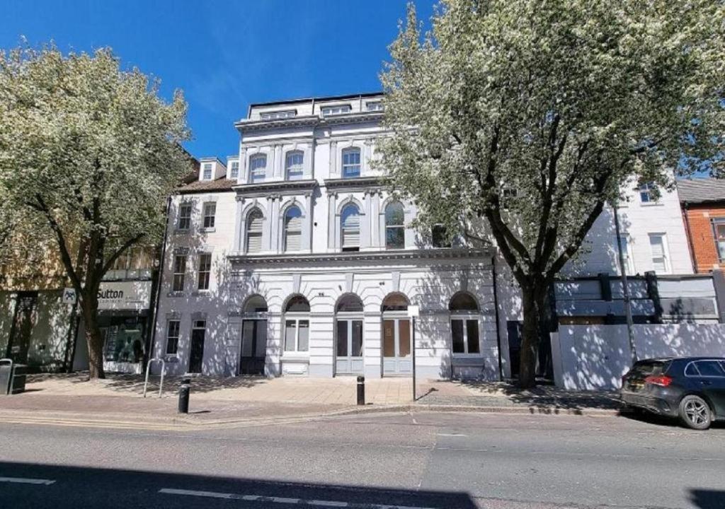 Central Hull Spacious Apartment H3 Kingston upon Hull Bagian luar foto